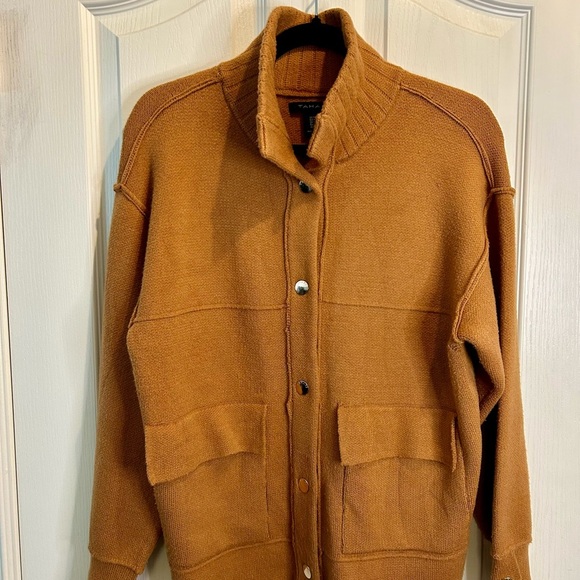 🧡”Tahari” Rust Brown Very Soft Gold Button Front Cardigan w/ Pockets Size M🧡 - Picture 6 of 15